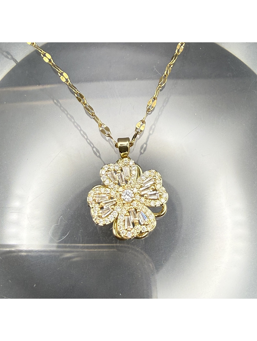 candy+clover Gold Crystal Clover Spinner Pendant with free chain